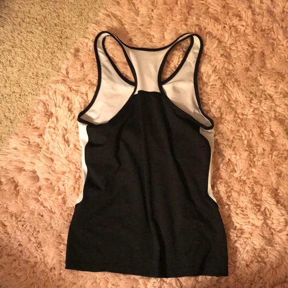 black nike tank top - Picture 2 of 3